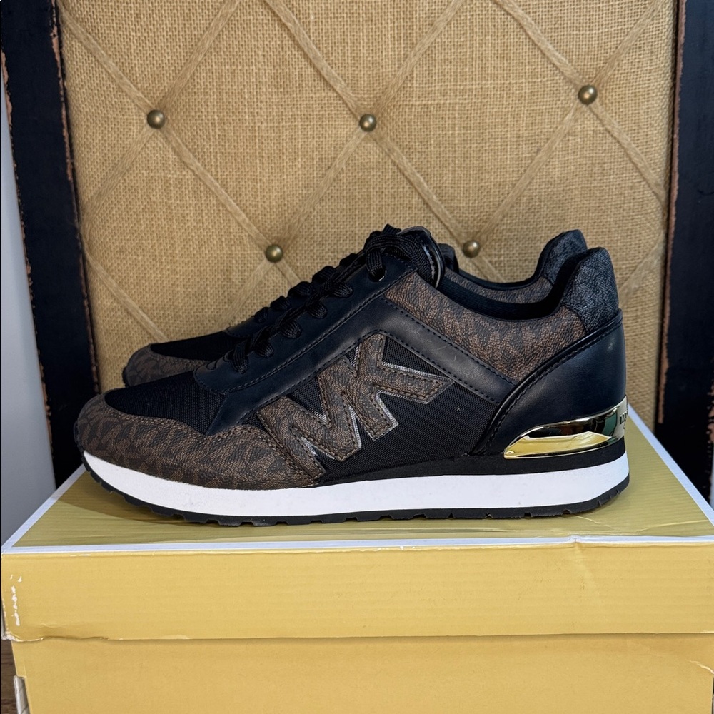 Michael Kors Sneakers Black & Brown w/ Gold Detail‎ in Size 9M  New in Box